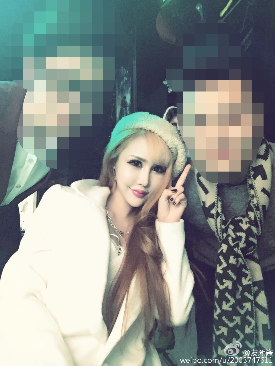 G罩美胸 火爆的辣子 友熙酱 微博自拍破解私密图片 3